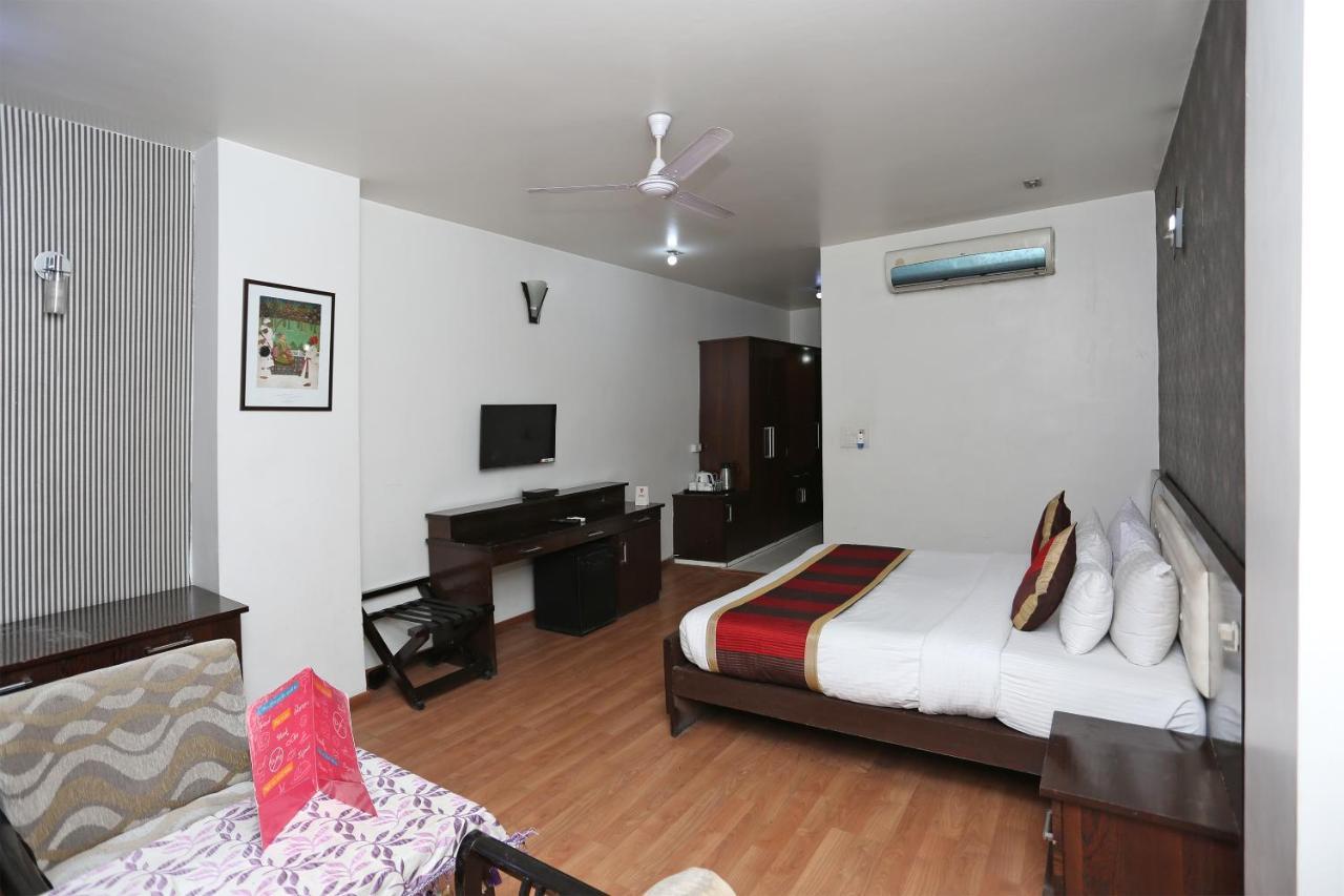Hotel Palazzo Di Lara Ghaziabad Dış mekan fotoğraf